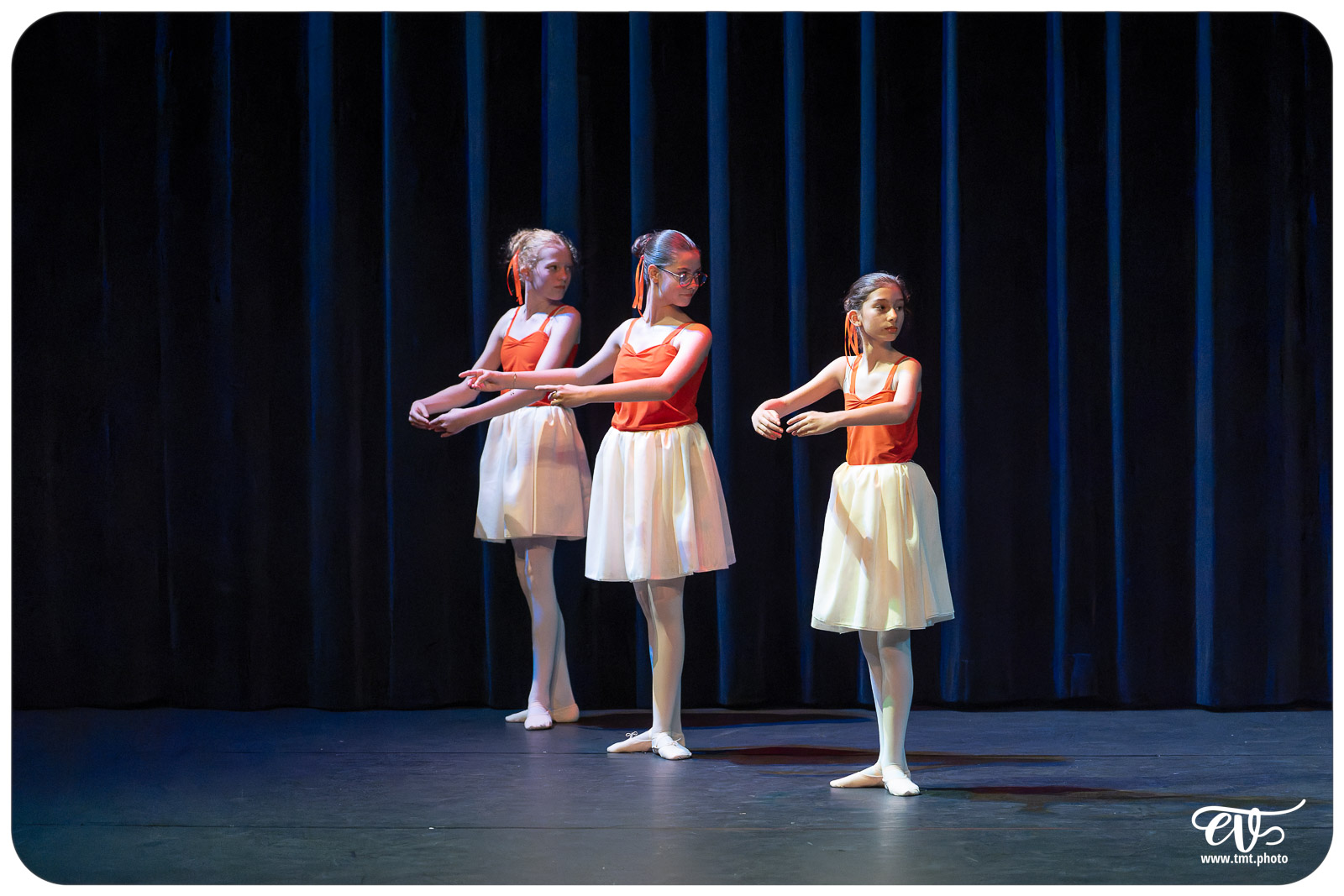 ECOLE DE DANSE CÉCILE ADAMOW